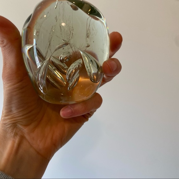 Vintage Scupltural Glass Hand Blown Paperweight - Picture 9 of 9
